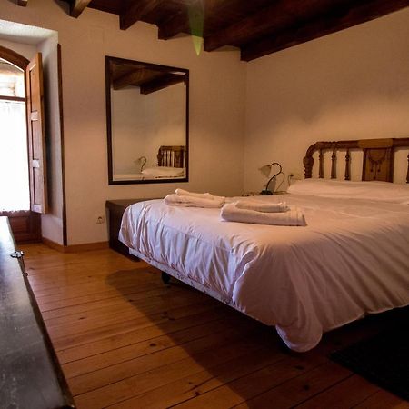 La Casa Del Abuelo Pension Hoyos del Espino Buitenkant foto
